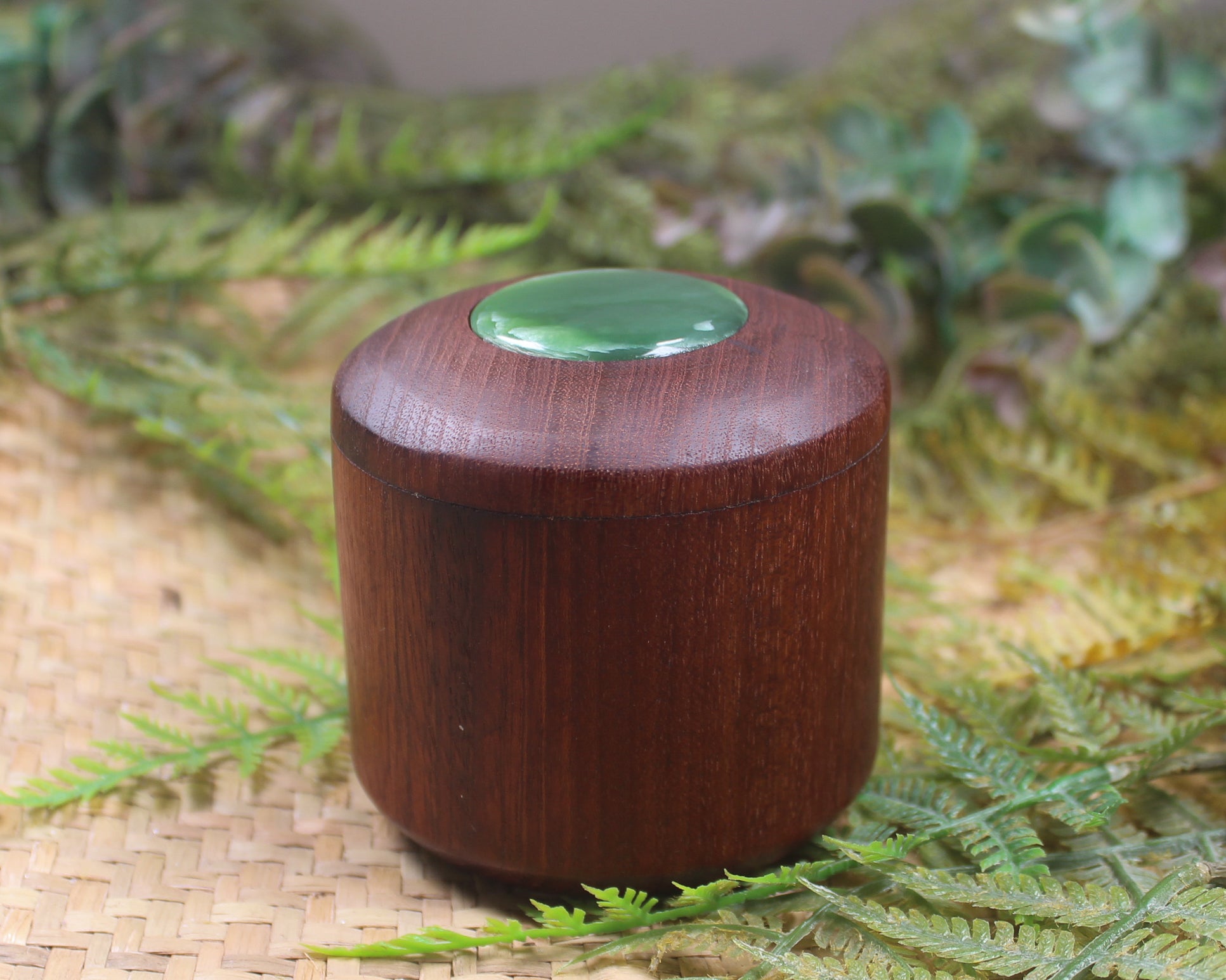 Wooden container with Kawakawa Pounamu set into lid - NZ Greenstone