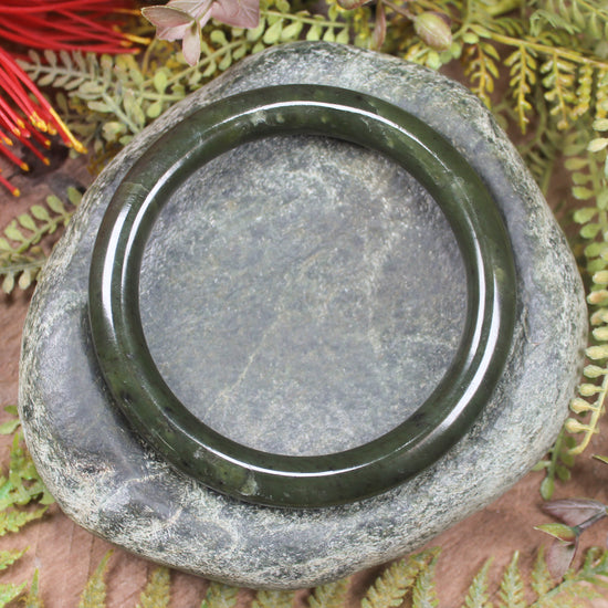 Rimu Pounamu Bangle