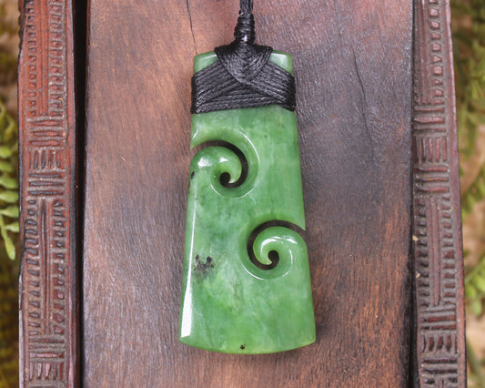 NZ Greenstone Medium Toki with Koru Pendant (BM179) Hapopo Pounamu