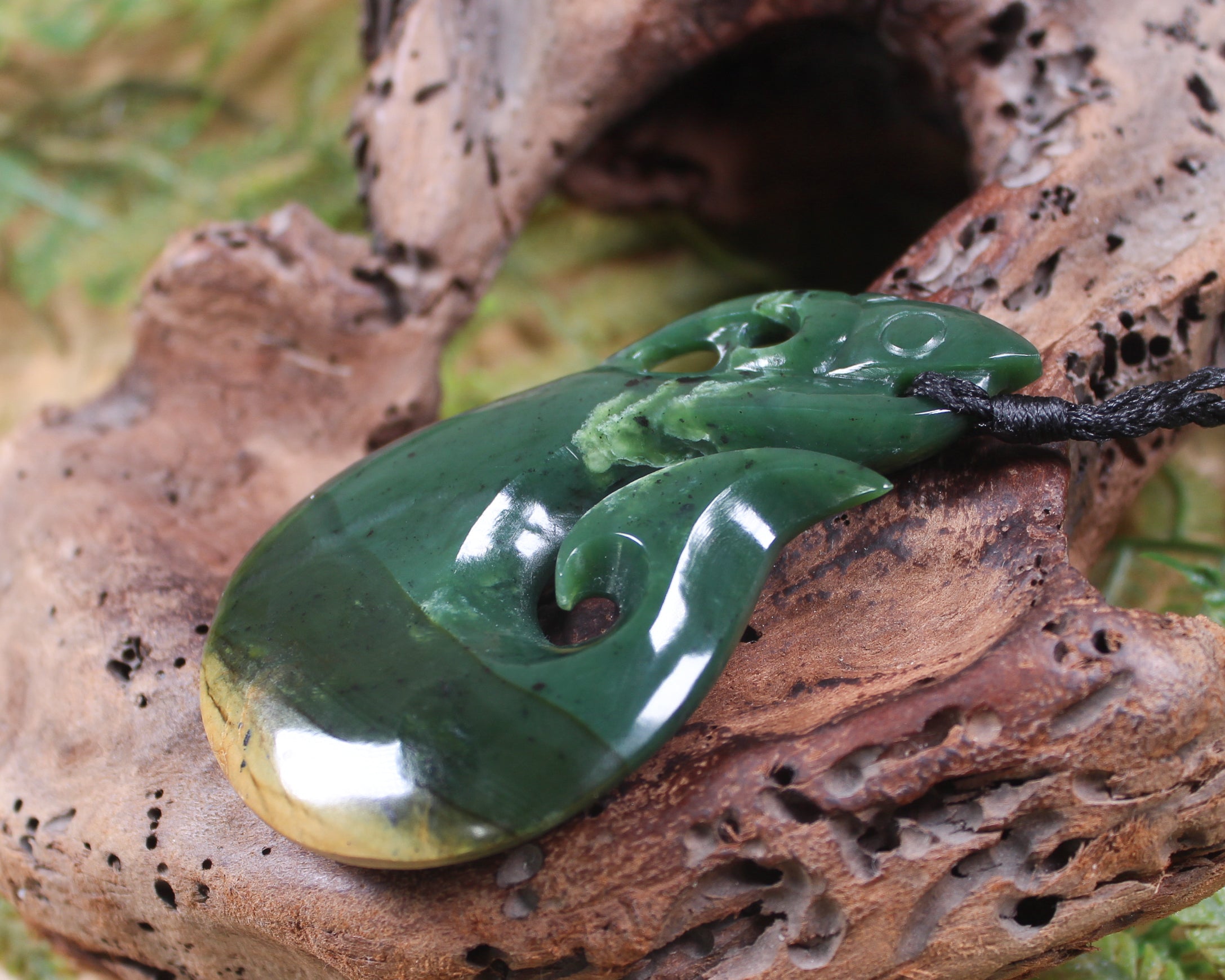 Manaia carved from Kawakawa Pounamu - NZ Greenstone