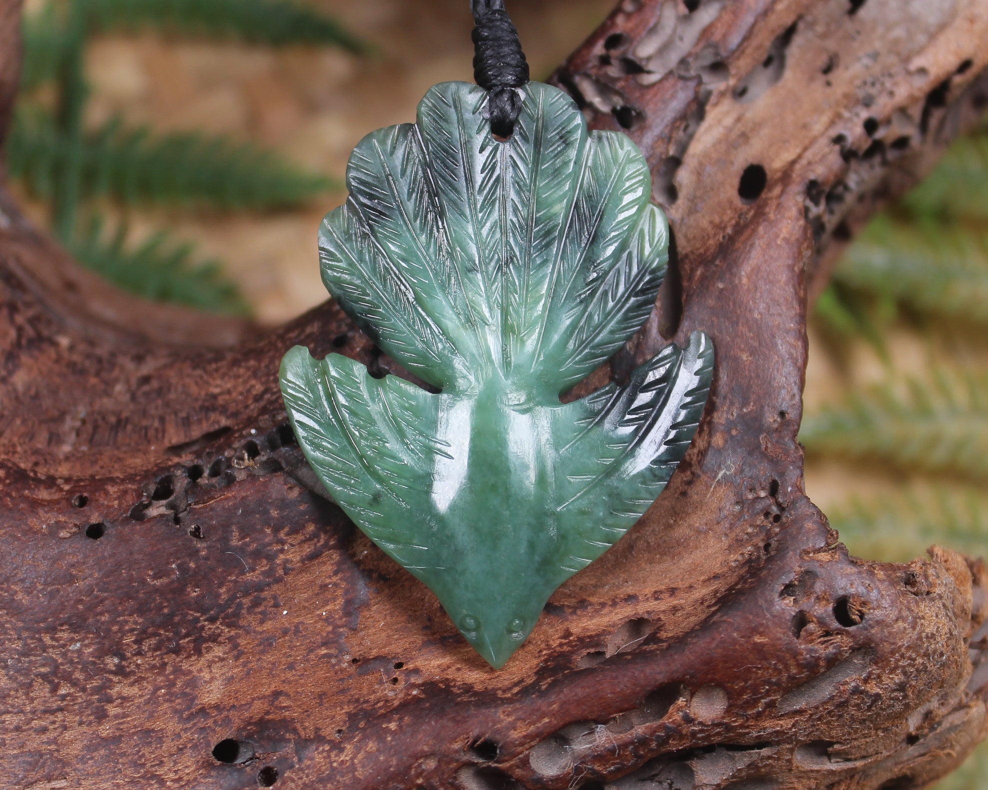 Pīwakawaka or Fantail Bird Pendant carved from Inanga Pounamu - NZ Greenstone