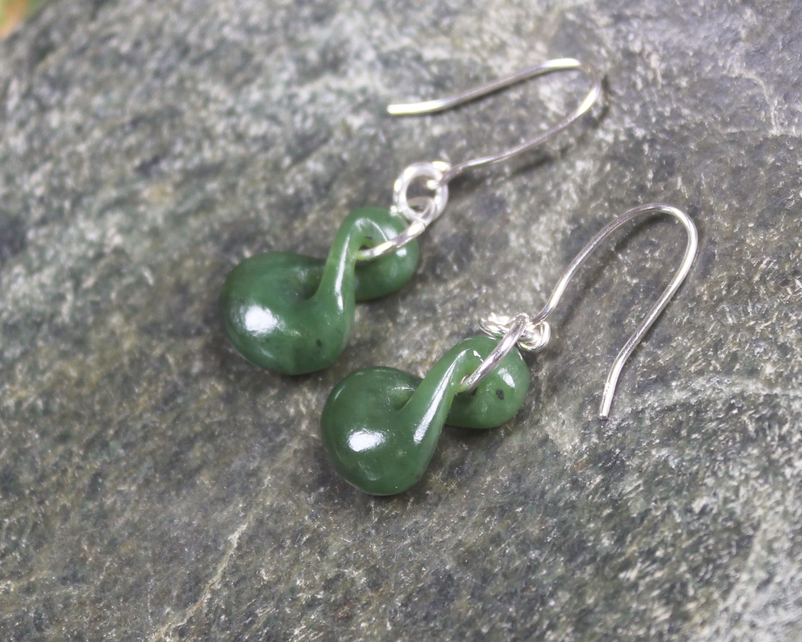 Twist Earrings carved from Hapopo Pounamu - NZ Greenstone