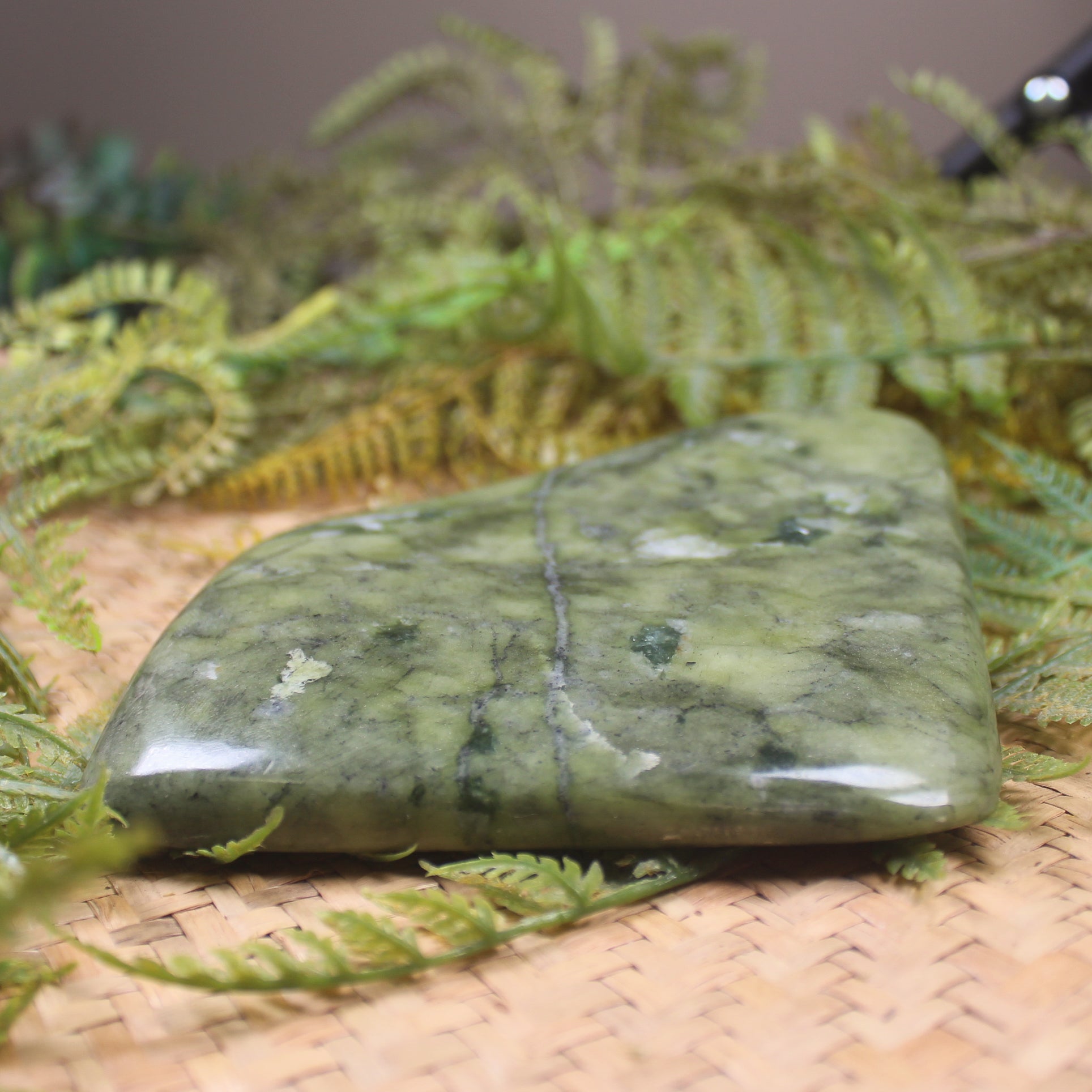 Freeform Serpentine Pounamu Sculpture - NZ Greenstone