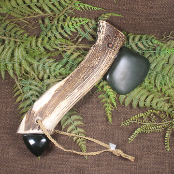 pounamu and antler axe