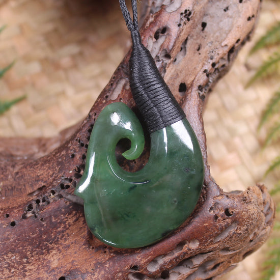 Hei Matau or Fish Hook carved from Kawakawa Pounamu - NZ Greenstone
