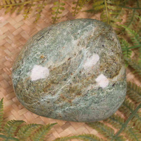 Freeform Serpentine Pounamu Sculpture - NZ Greenstone