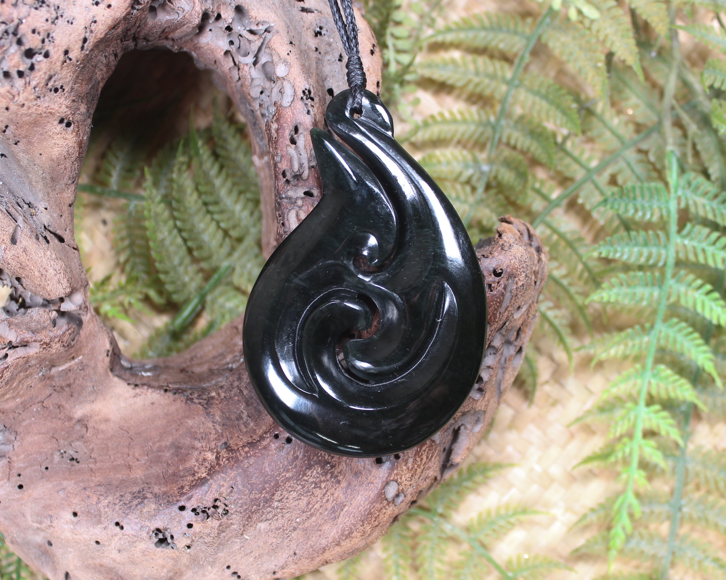 Hei Matau or Fish Hook carved from Kawakawa Pounamu - NZ Greenstone