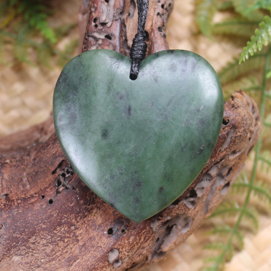 Heart carved from Hapopo Pounamu - NZ Greenstone