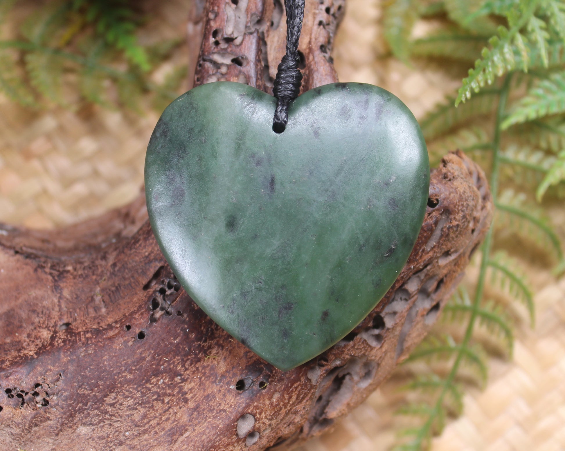 Heart carved from Hapopo Pounamu - NZ Greenstone