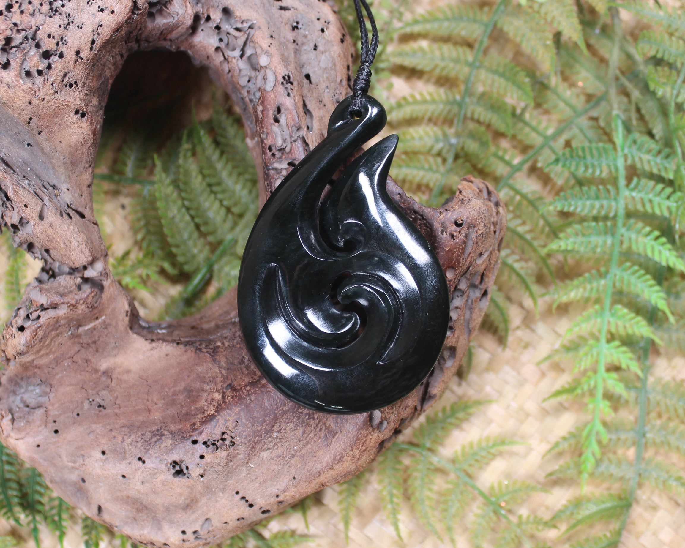 Hei Matau or Fish Hook carved from Kawakawa Pounamu - NZ Greenstone