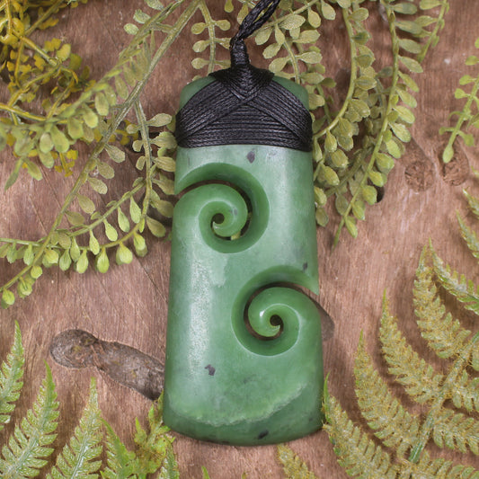 Hapopo Pounamu Toki with Koru - NZ Greenstone
