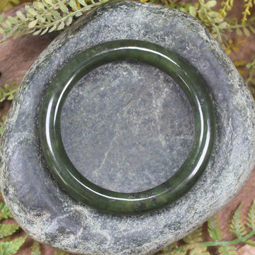 Rimu Pounamu Bangle