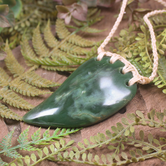 Tooth pendant carved from Inanga Pounamu - NZ Greenstone