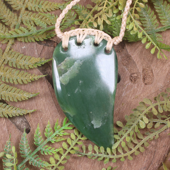 Tooth pendant carved from Inanga Pounamu - NZ Greenstone