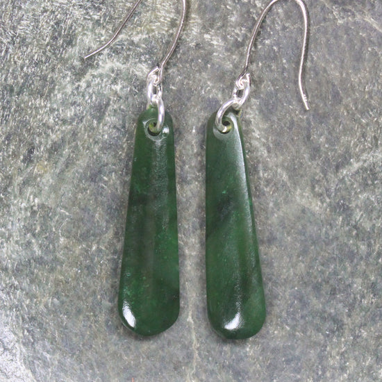 Roimata or Teardrop earrings carved from Kawakawa Pounamu - NZ Greenstone