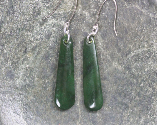 Roimata or Teardrop earrings carved from Kawakawa Pounamu - NZ Greenstone