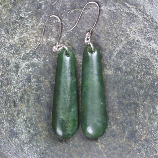 Roimata or Teardrop earrings carved from Kawakawa Pounamu - NZ Greenstone