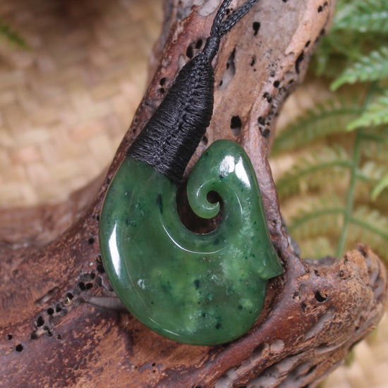 Hei Matau or Fish Hook carved from Kawakawa Pounamu - NZ Greenstone