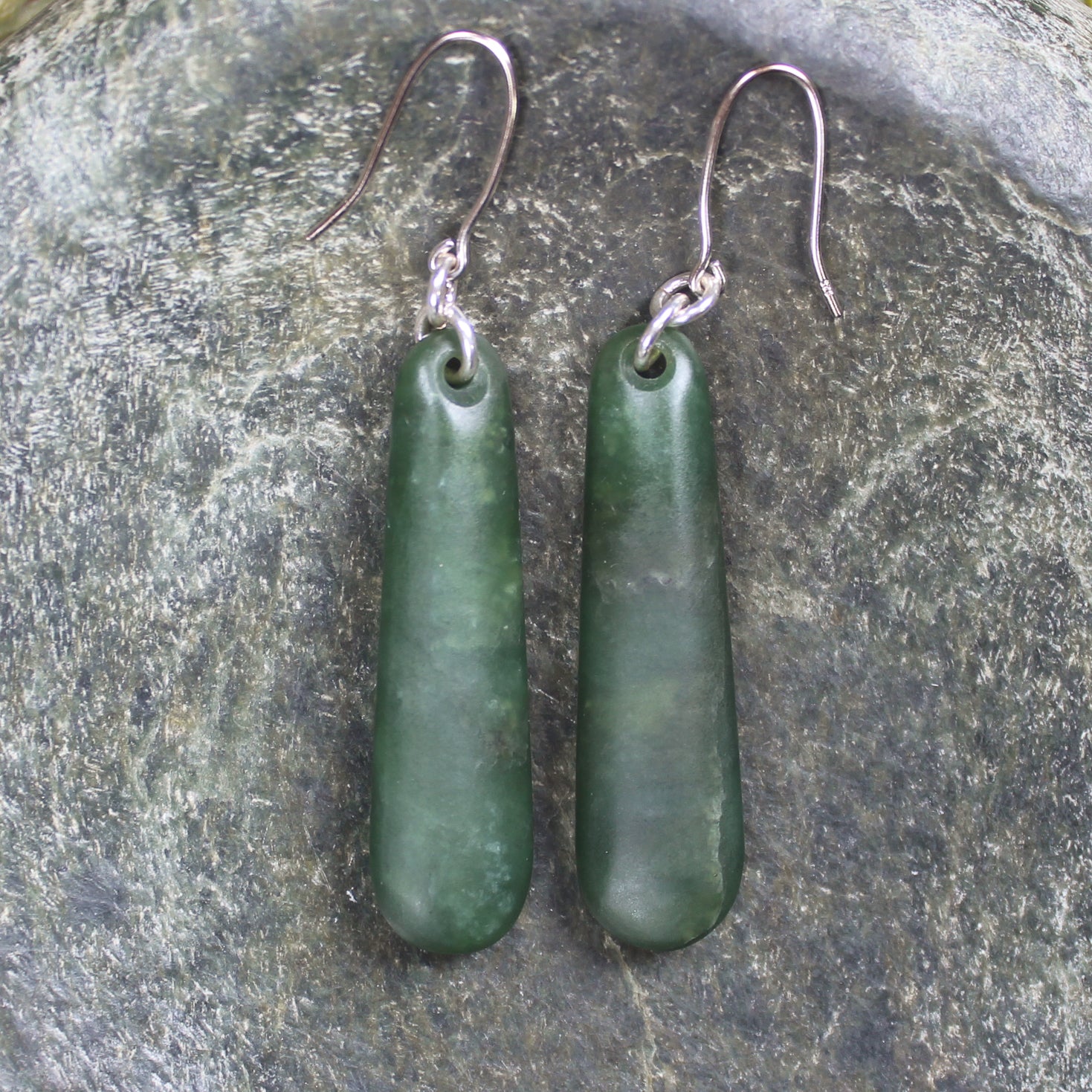 Roimata or Teardrop earrings carved from Kawakawa Pounamu - NZ Greenstone