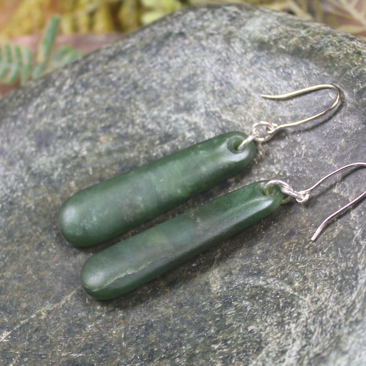 Roimata or Teardrop earrings carved from Kawakawa Pounamu - NZ Greenstone