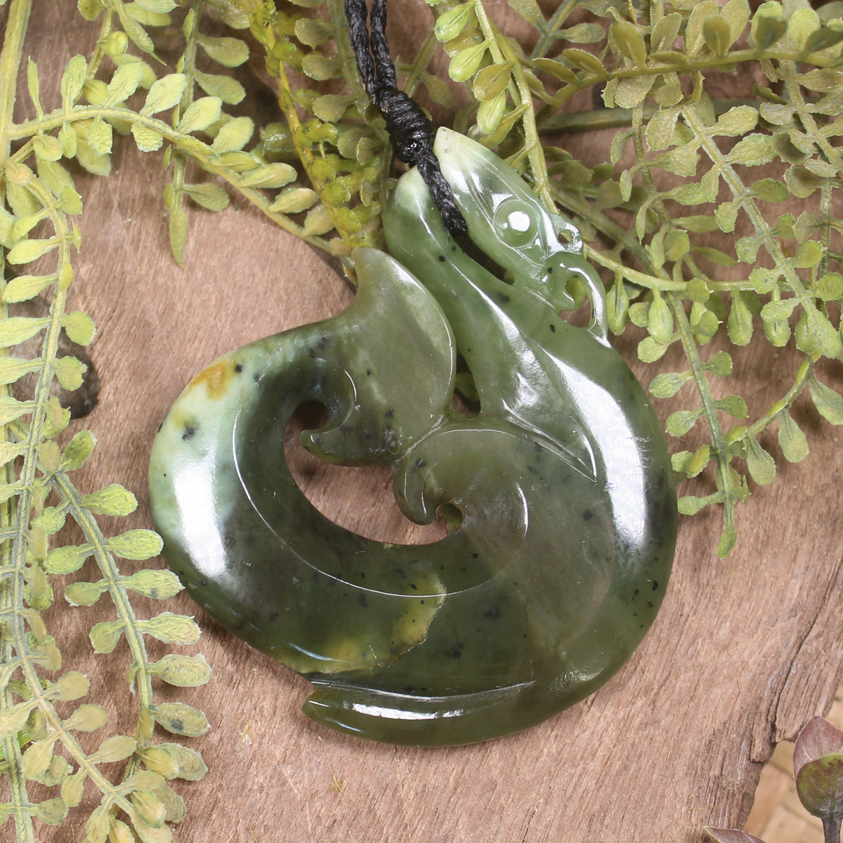 Manaia pendant carved from Rimu Pounamu - NZ Greenstone