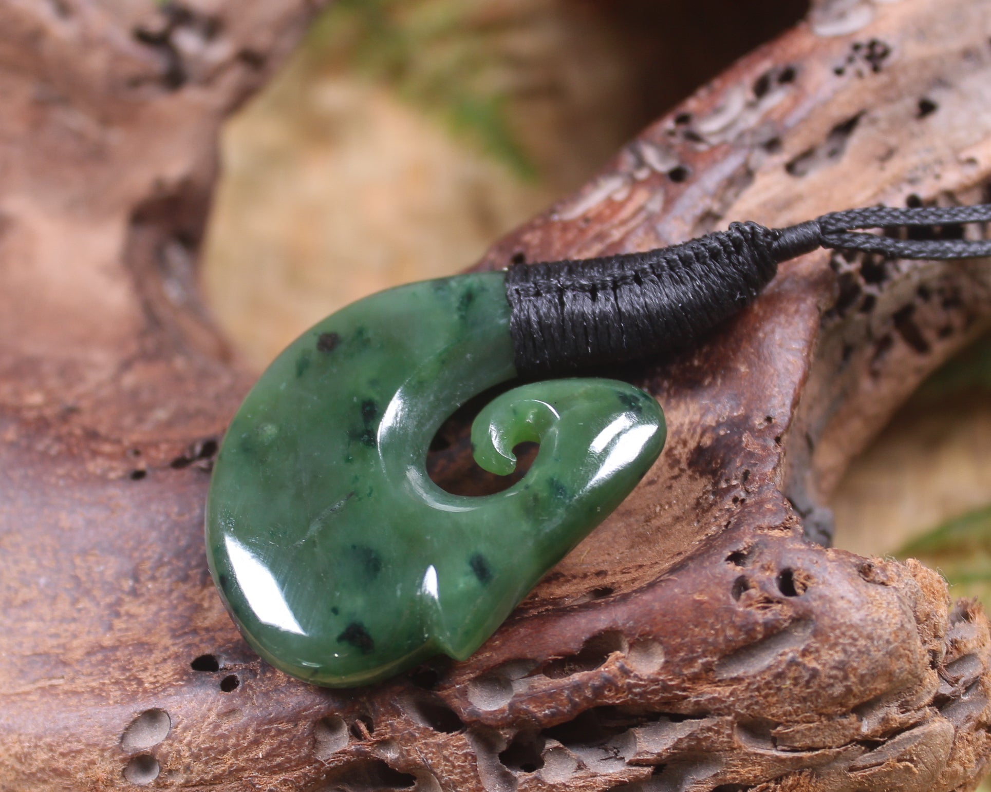 Hei Matau or Fish Hook carved from Kawakawa Pounamu - NZ Greenstone