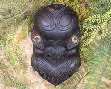 NZ Wood Wheku Mask Sculpture (BM196)