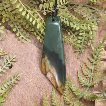 NZ Greenstone Small Toki Pendant Raukaraka Pounamu