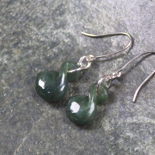 Twist Earrings carved from Kawakawa Pounamu - NZ Greenstone