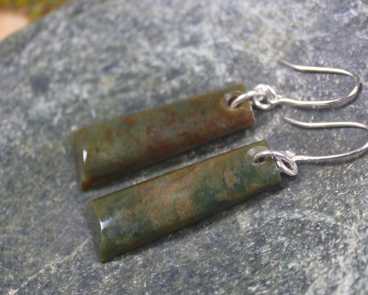Toki Earrings carved from Totoweka Pounamu - NZ Greenstone