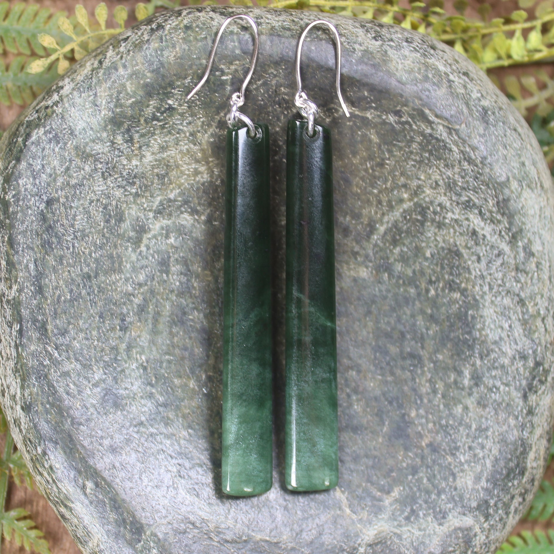 Roimata or Teardrop earrings carved from Kawakawa Pounamu - NZ Greenstone