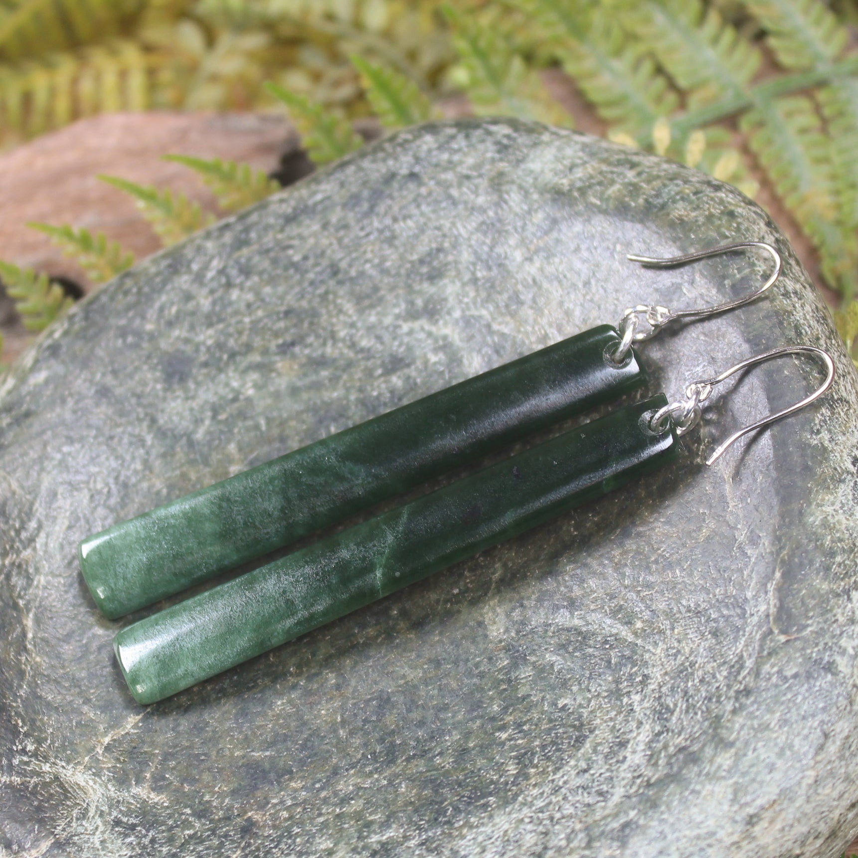 Roimata or Teardrop earrings carved from Kawakawa Pounamu - NZ Greenstone