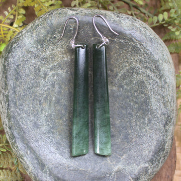 Roimata or Teardrop earrings carved from Kawakawa Pounamu - NZ Greenstone
