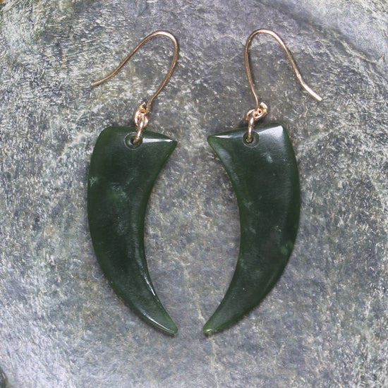 Huia Beak earrings carved from Kawakawa Pounamu - NZ Greenstone