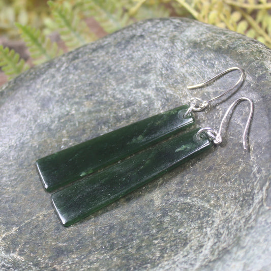 Roimata or Teardrop earrings carved from Kawakawa Pounamu - NZ Greenstone