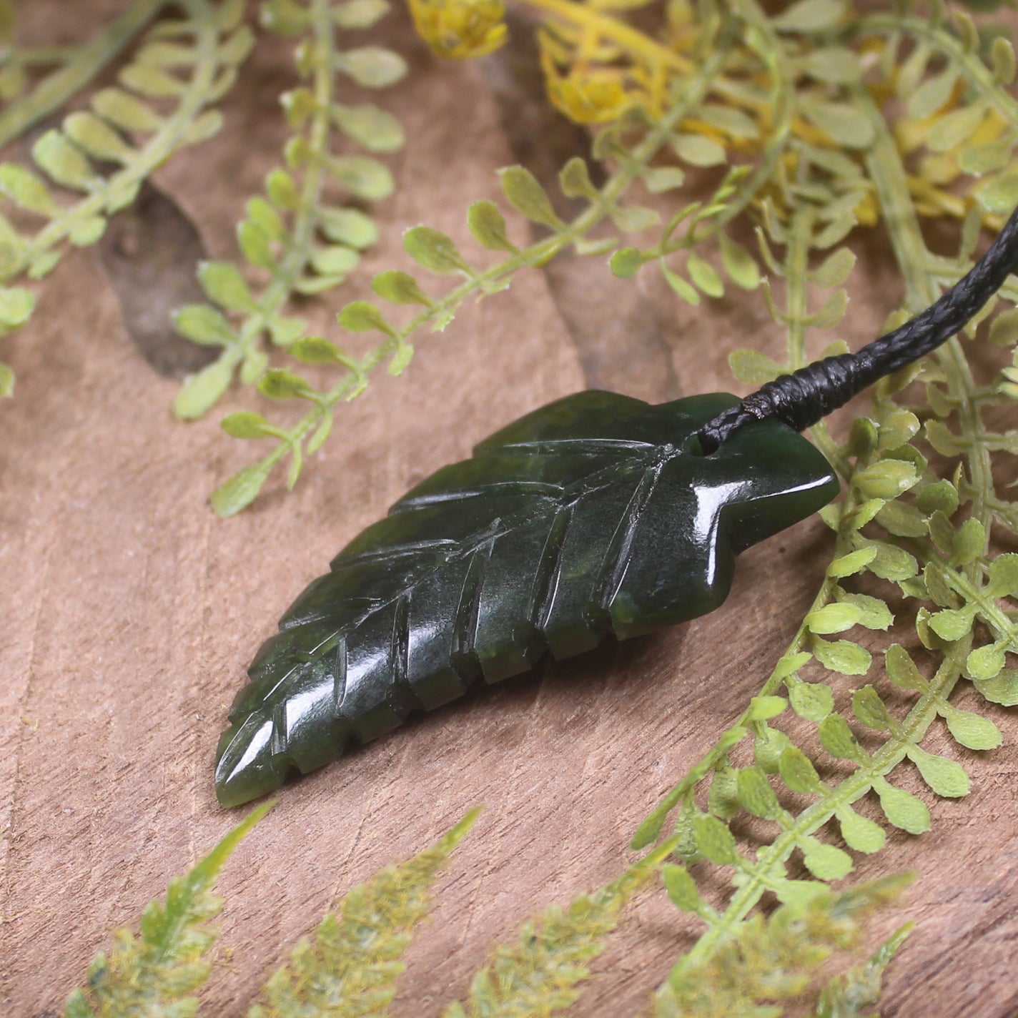 Kawakawa Pounamu Fern pendant - NZ Greenstone