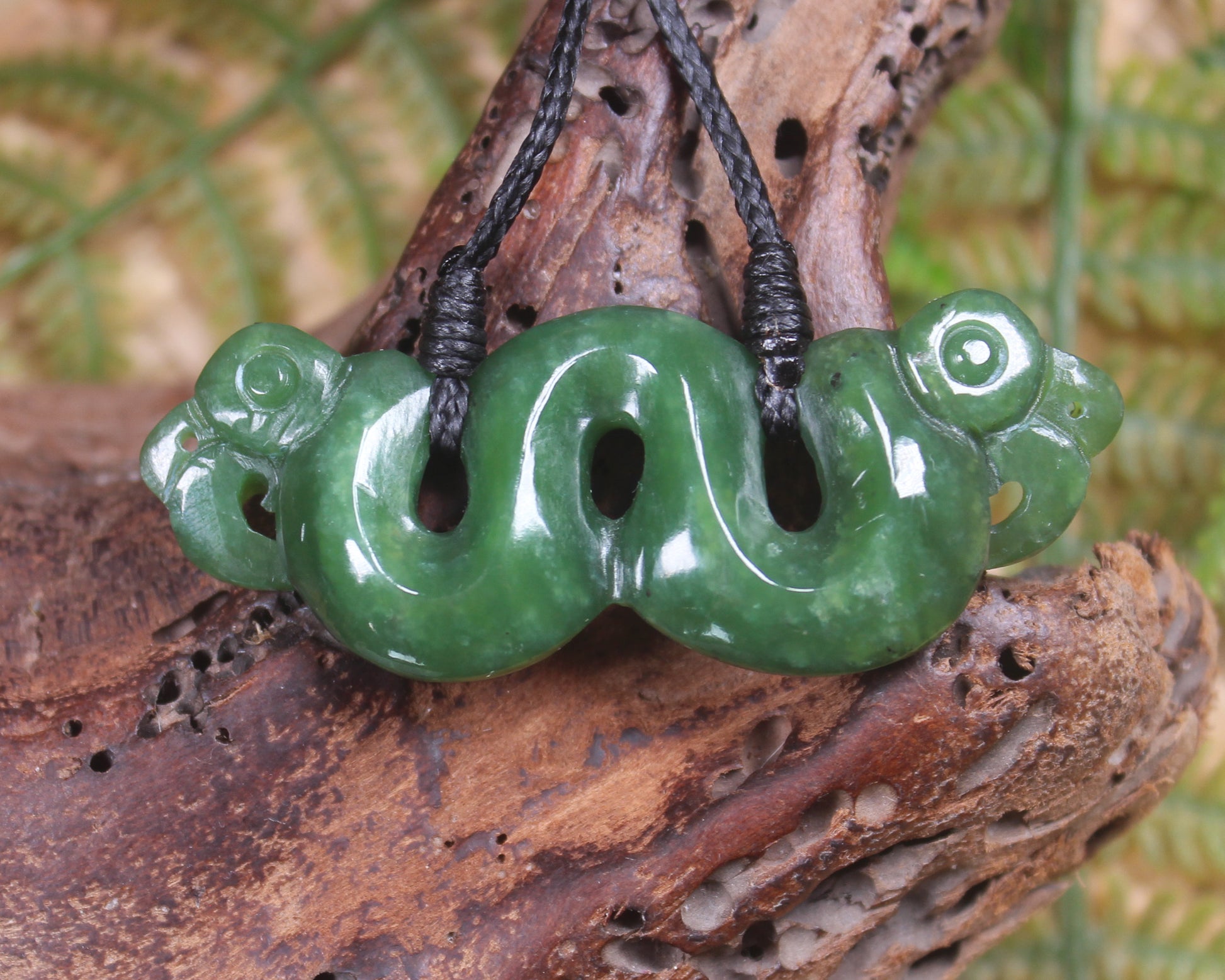 Pekapeka Pendant carved from Hapopo Pounamu - NZ Greenstone