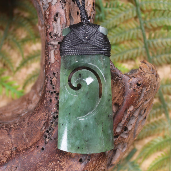 Toki or Adze with Koru carved from Hapopo Pounamu - NZ Greenstone