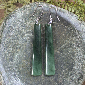 Roimata or Teardrop earrings carved from Kawakawa Pounamu - NZ Greenstone