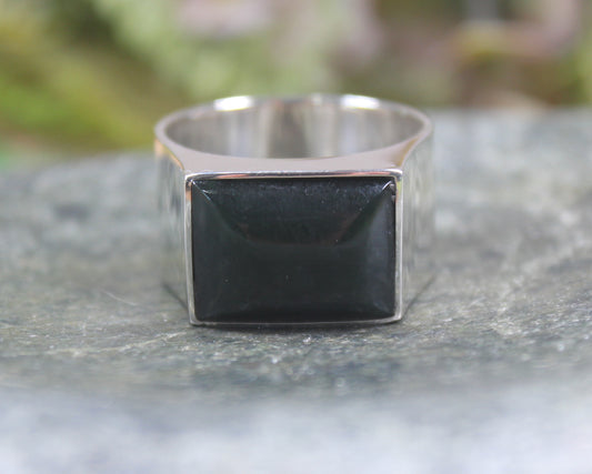 Sterling Silver Kawakawa Pounamu Ring - NZ Greenstone
