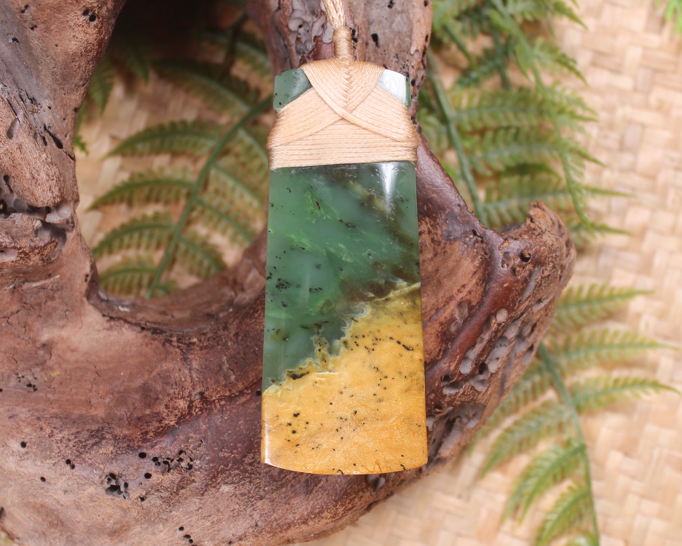 Toki or Adze Pendant carved from Flower Jade Pounamu - NZ Greenstone