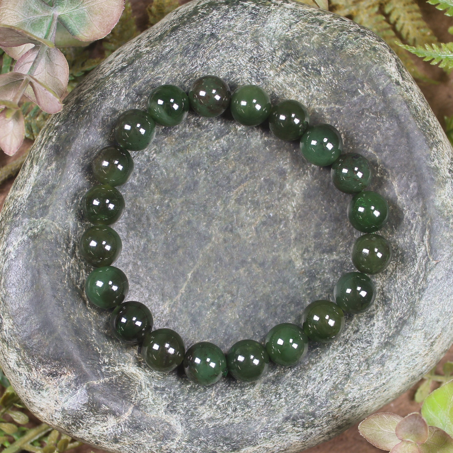 Kawakawa Pounamu beaded bracelet