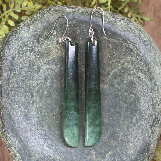 Roimata or Teardrop earrings carved from Kawakawa Pounamu - NZ Greenstone