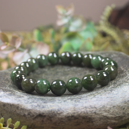 Kawakawa Pounamu beaded bracelet