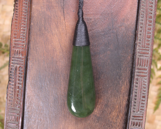 Kawakawa Pounamu Roimata Pendant - NZ Greenstone