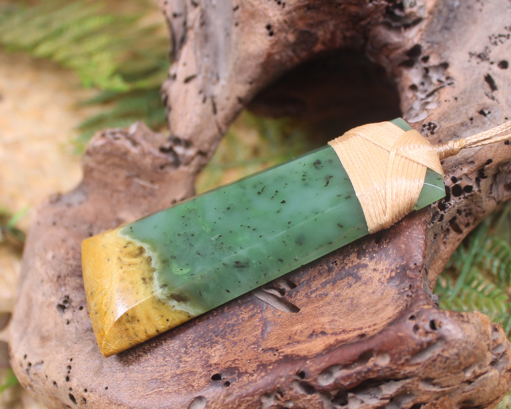 Toki or Adze Pendant carved from Flower Jade Pounamu - NZ Greenstone