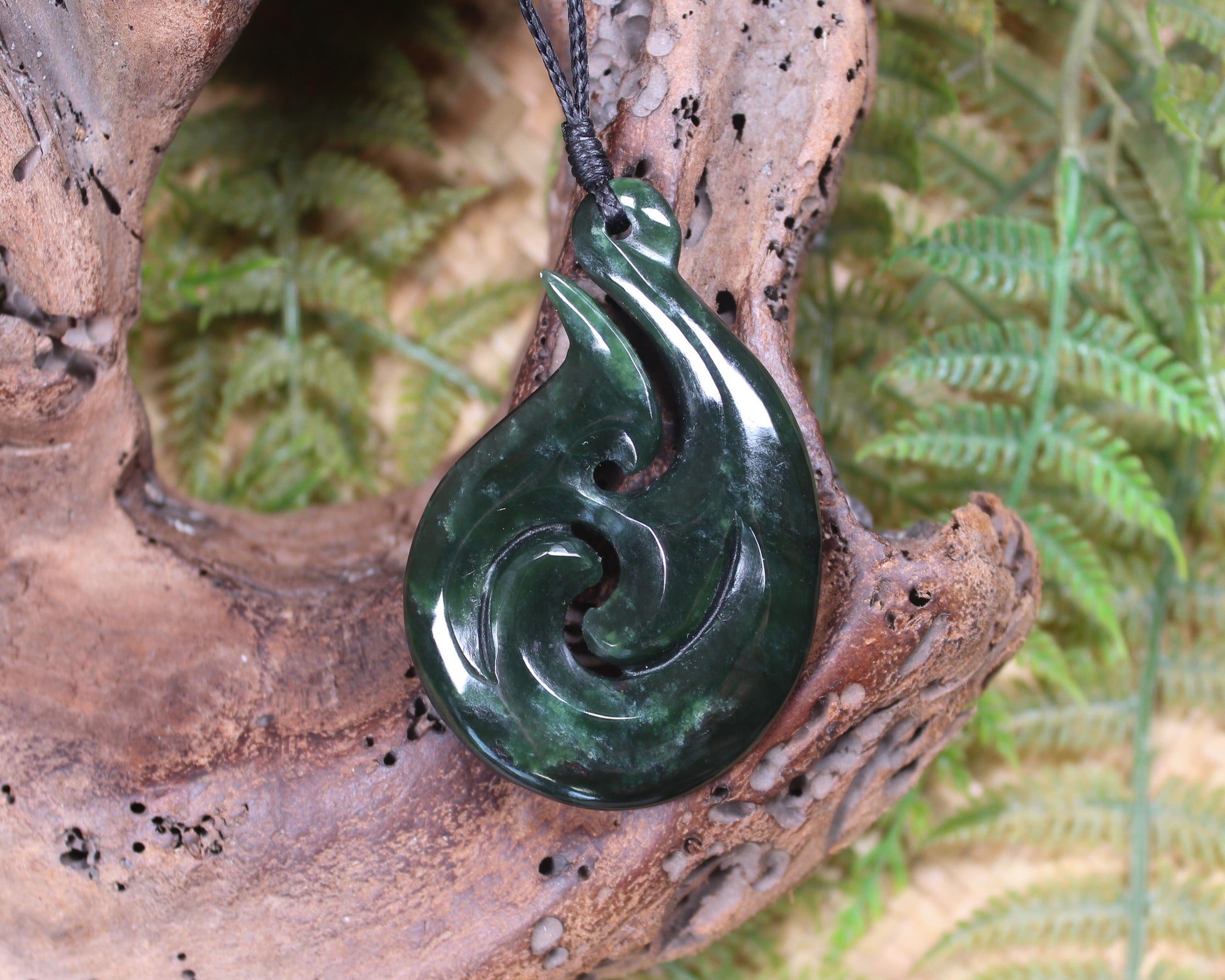 Hei Matau or Fish Hook carved from Kawakawa Pounamu - NZ Greenstone