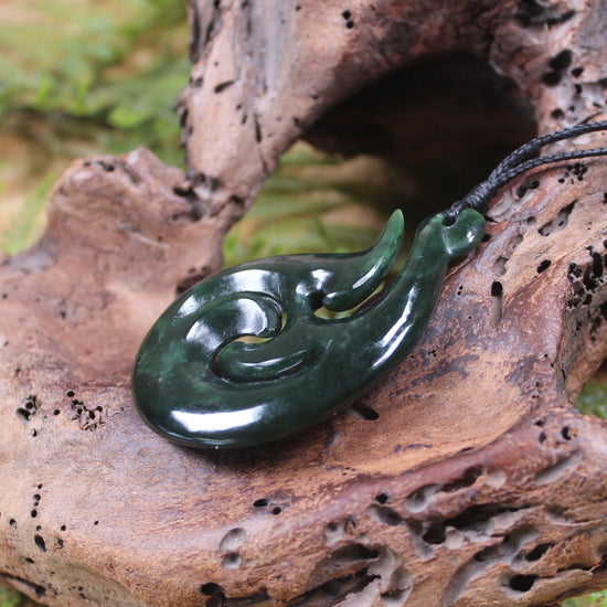 Hei Matau or Fish Hook carved from Kawakawa Pounamu - NZ Greenstone