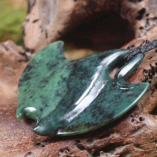 Stingray or Whai carved from Inanga Pounamu - NZ Greenstone