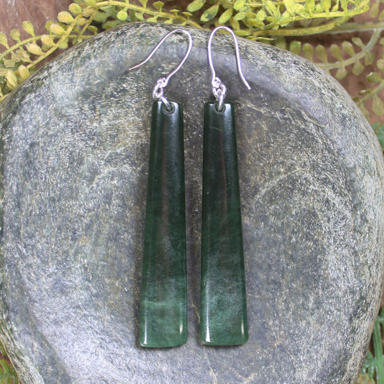 Roimata or Teardrop earrings carved from Kawakawa Pounamu - NZ Greenstone